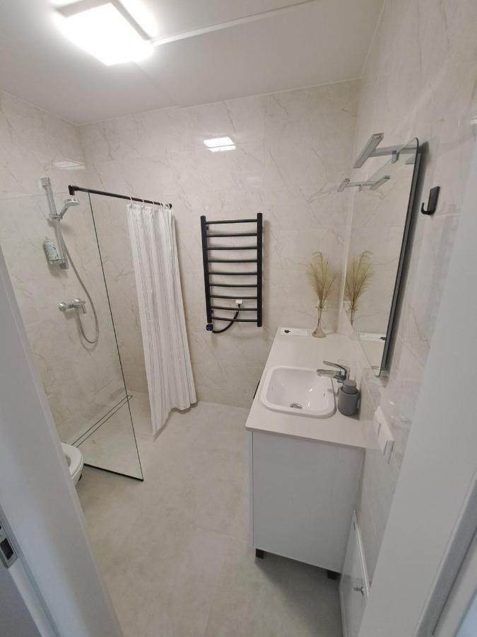 1 Kambario Jaukus Butas Ramioje Vietoje Apartman Palanga Kültér fotó